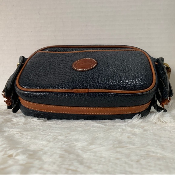 SOLD Vintage Dooney AWL Small Kilty Crossbody Bag - Picture 7 of 11